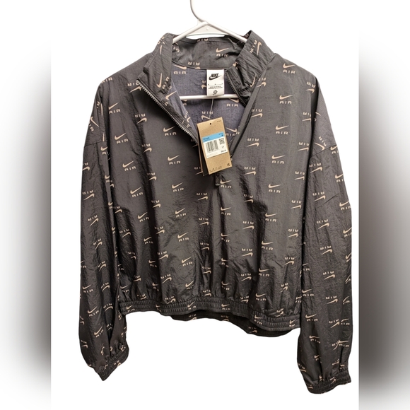 (NEW) Women's 2 Piece Nike Pants Set Size Small Jacket Size Medium - Picture 2 of 6